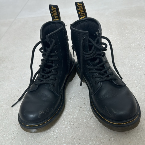 Doc Marten’s Girl size 2 - Picture 2 of 5
